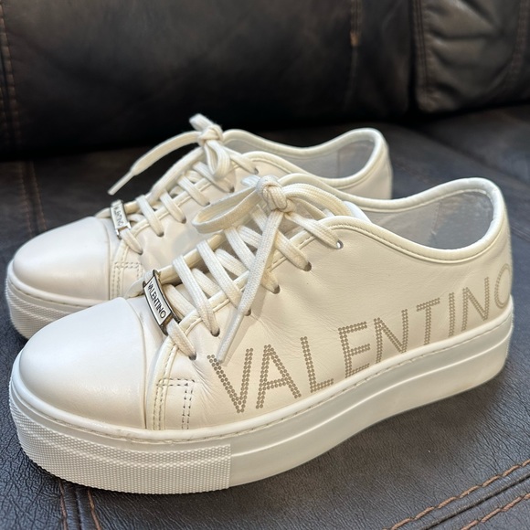 Valentino Shoes - Picture 2 of 8